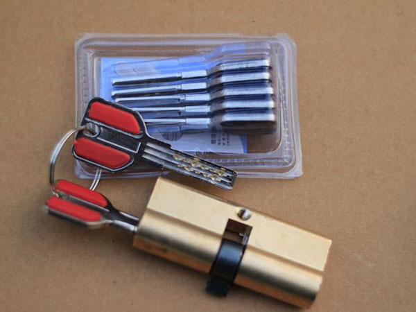 垫江24小时上门开锁公司